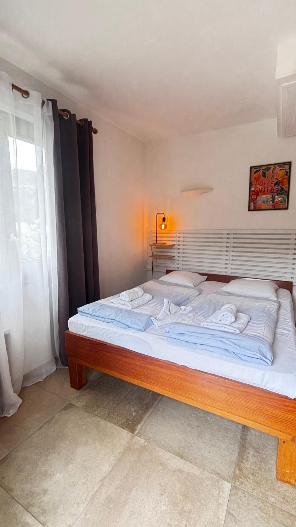 Hotel La Bastide Le Lavandou Exteriör bild