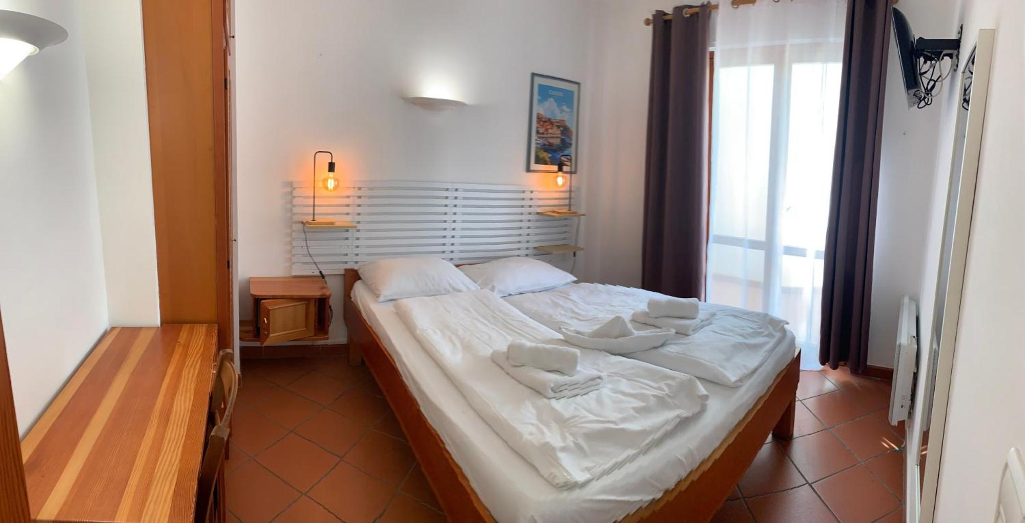 Hotel La Bastide Le Lavandou Exteriör bild